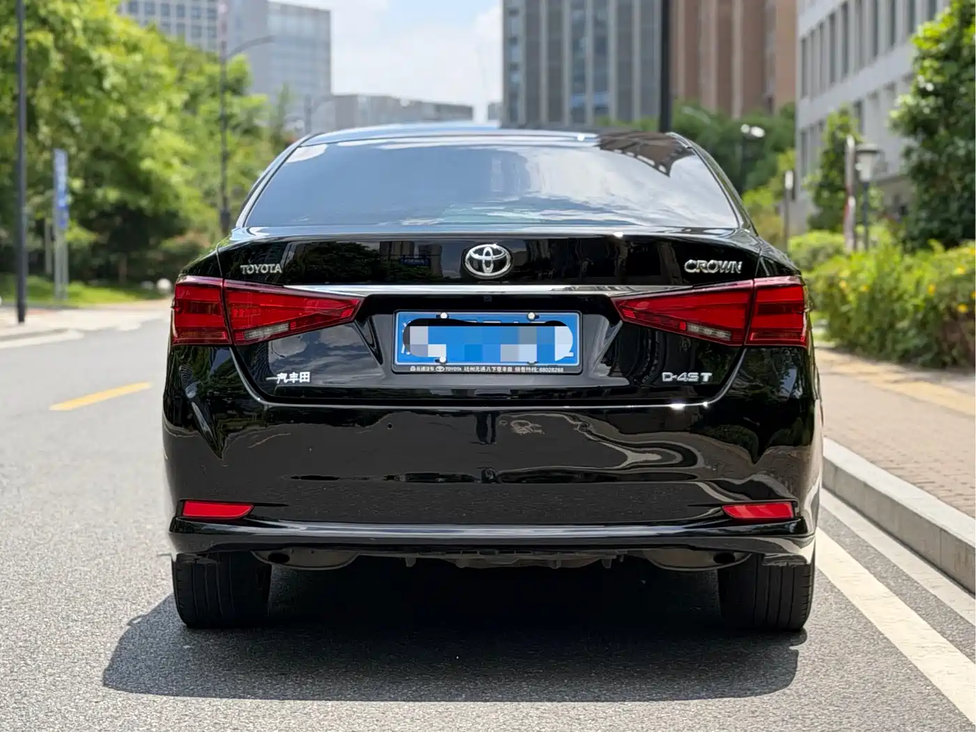 Toyota Crown 2015 2.0T Fashion фото 3