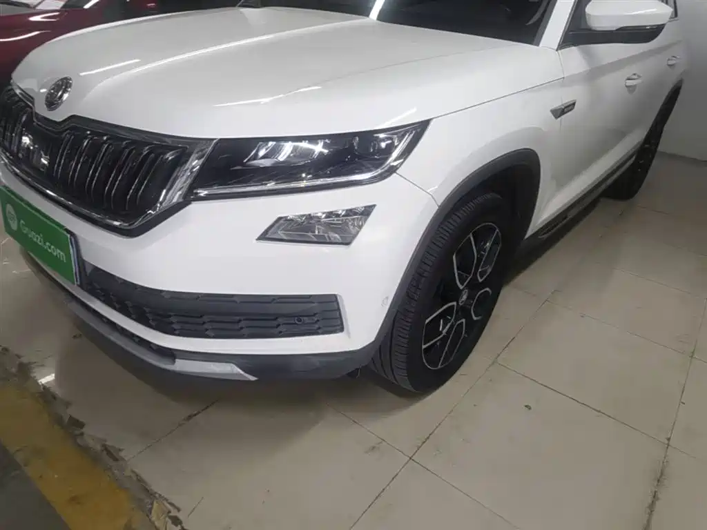 Škoda Kodiaq 2018 TSI380 7-seat AWD Flagship фото 24