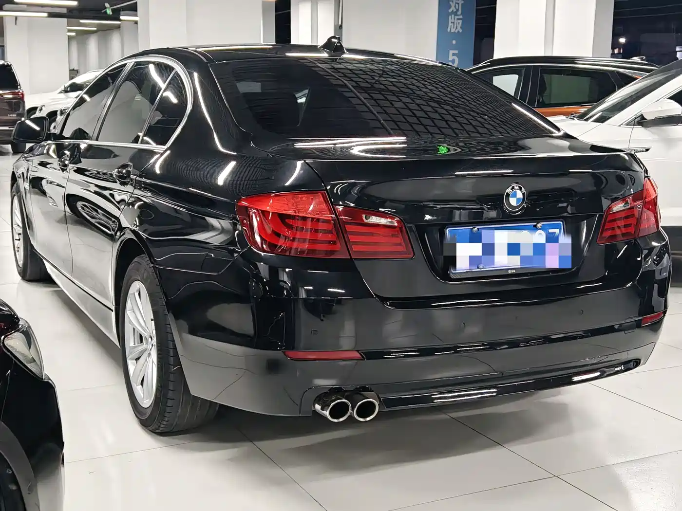 BMW 5 Series 2013 520Li Elegance фото 4