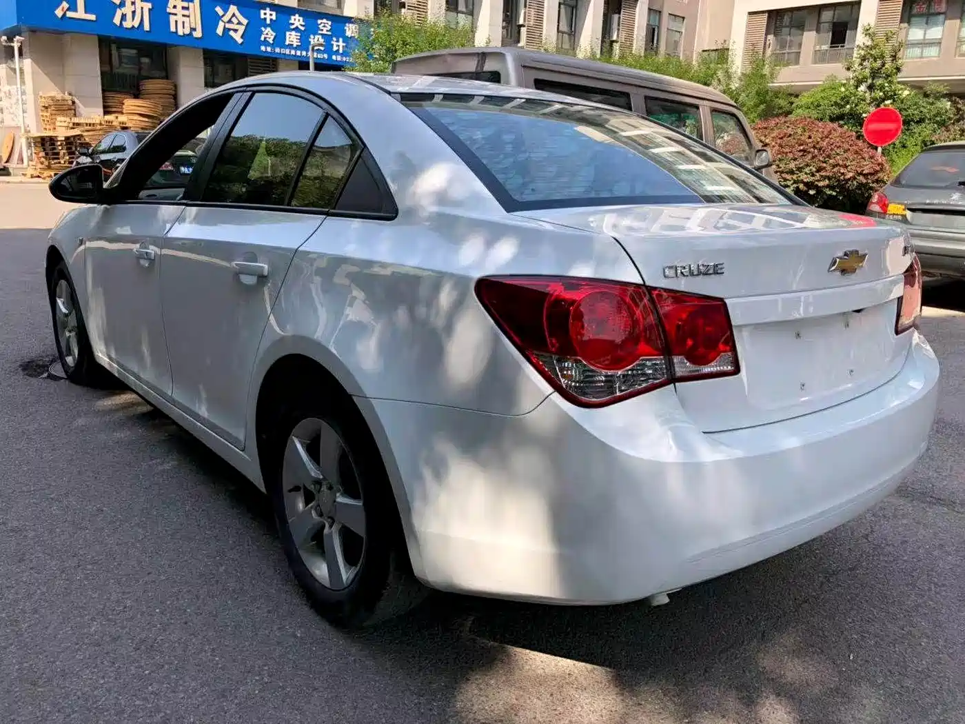 Chevrolet Cruze 2013 Model 1.8L SX AT фото 16