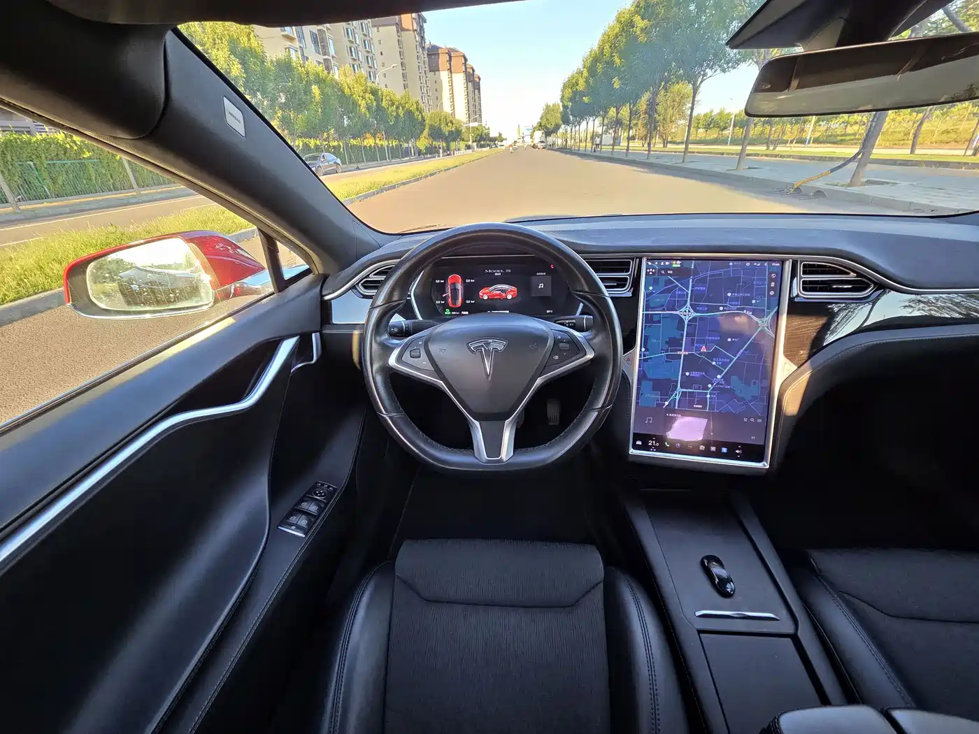 Фото 12 - Tesla Model S