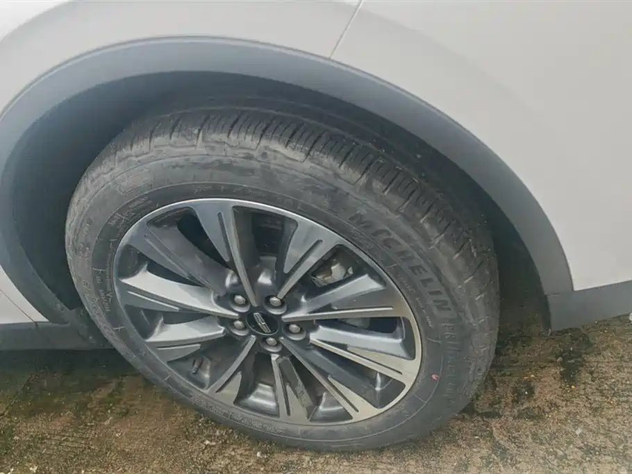 LINCOLN ADVENTURER