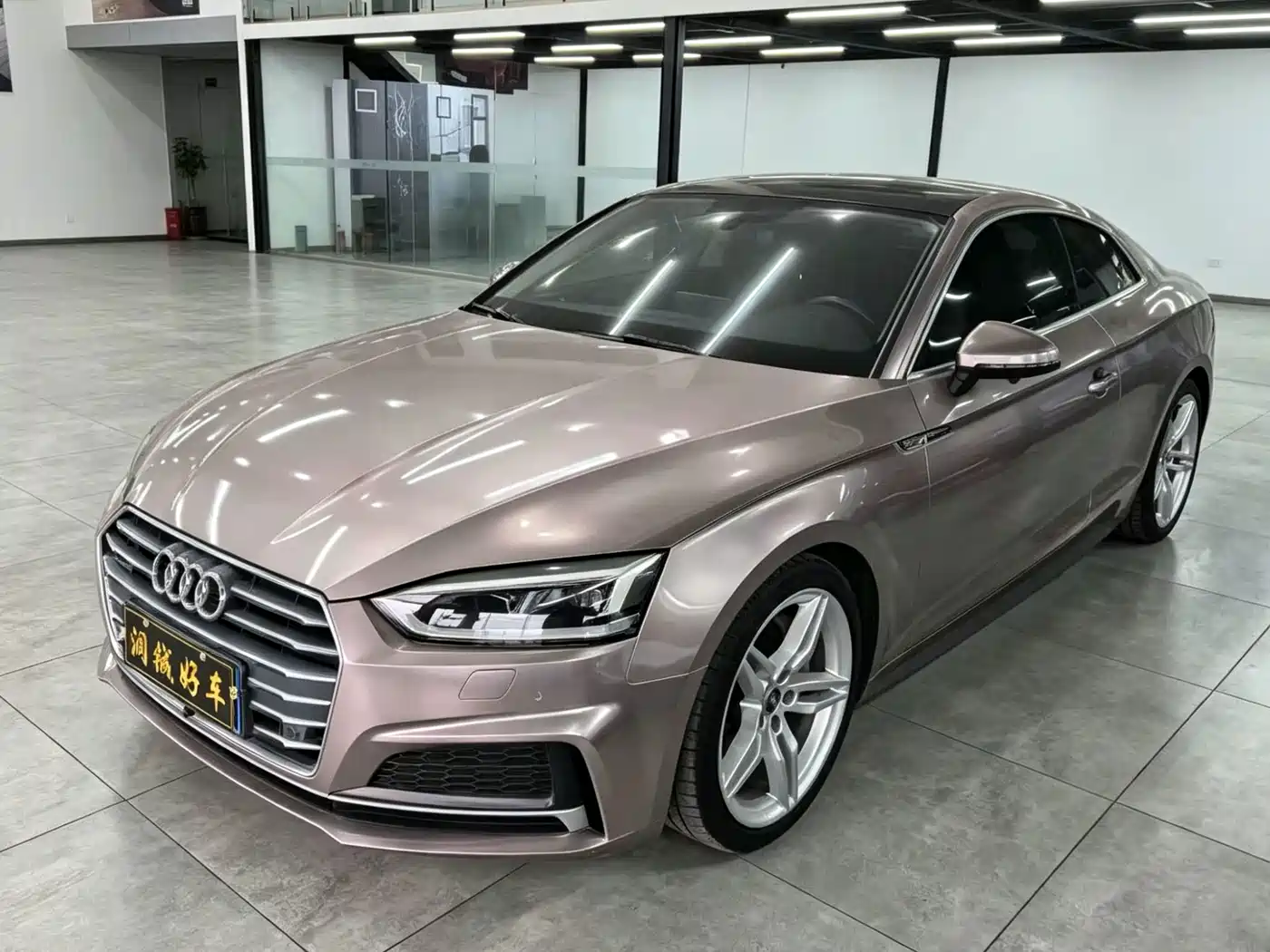 Фото 1 - Audi A5 (Import)