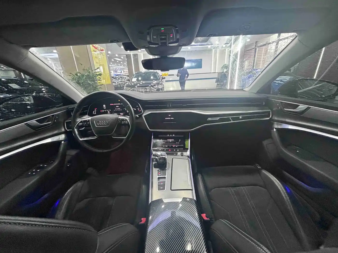 Audi A7L 2024 45TFSI S-line Dream Edition Crystal Package фото 5