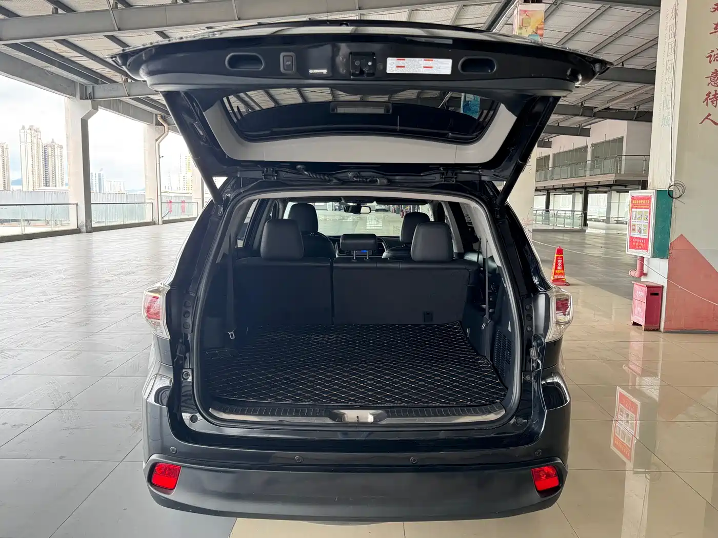 Toyota Highlander 2015 2.0T AWD Ultimate Edition 7-seater фото 9