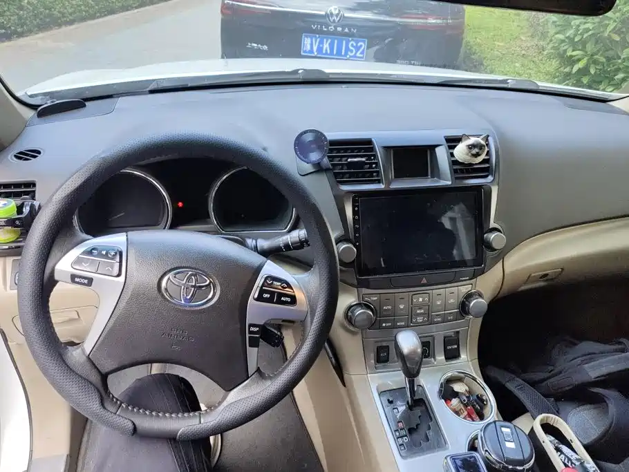 صورة 12 - Toyota Highlander