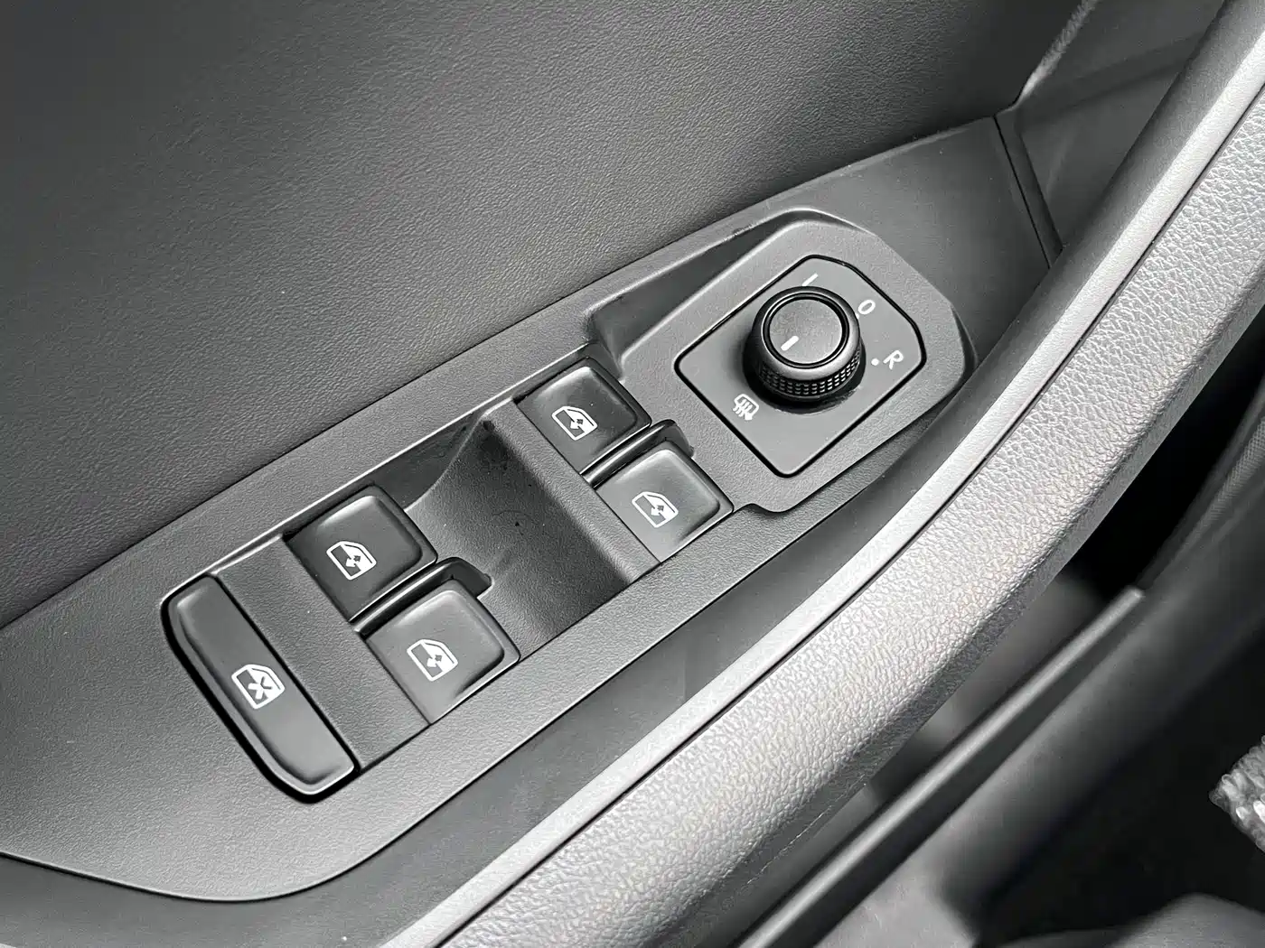 Škoda Kodiaq 2026 2025 TSI330 5-Seater FWD Capability Edition