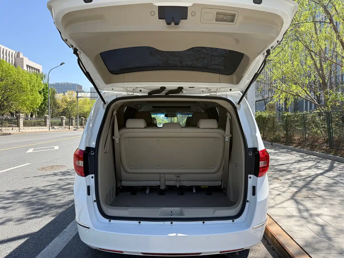 Buick GL8 2018 28T Luxury Model China VI фото 19