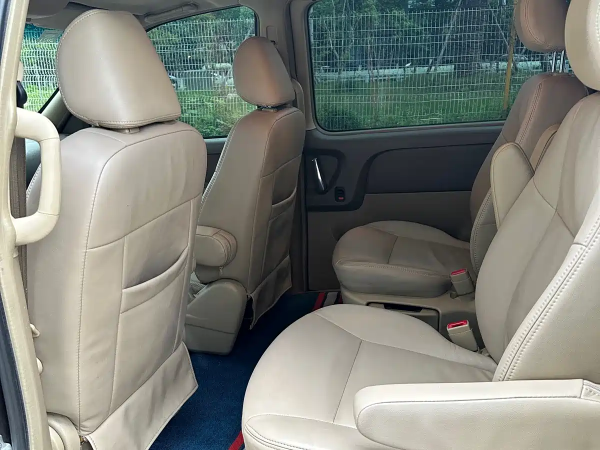 Buick GL8 2014 2.4L Classic Edition фото 8