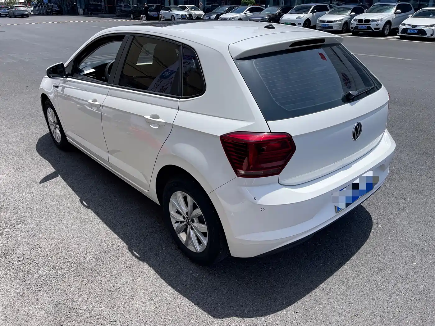 Volkswagen Polo 2021 Plus 1.5L Automatic Colorful Tech Edition фото 11