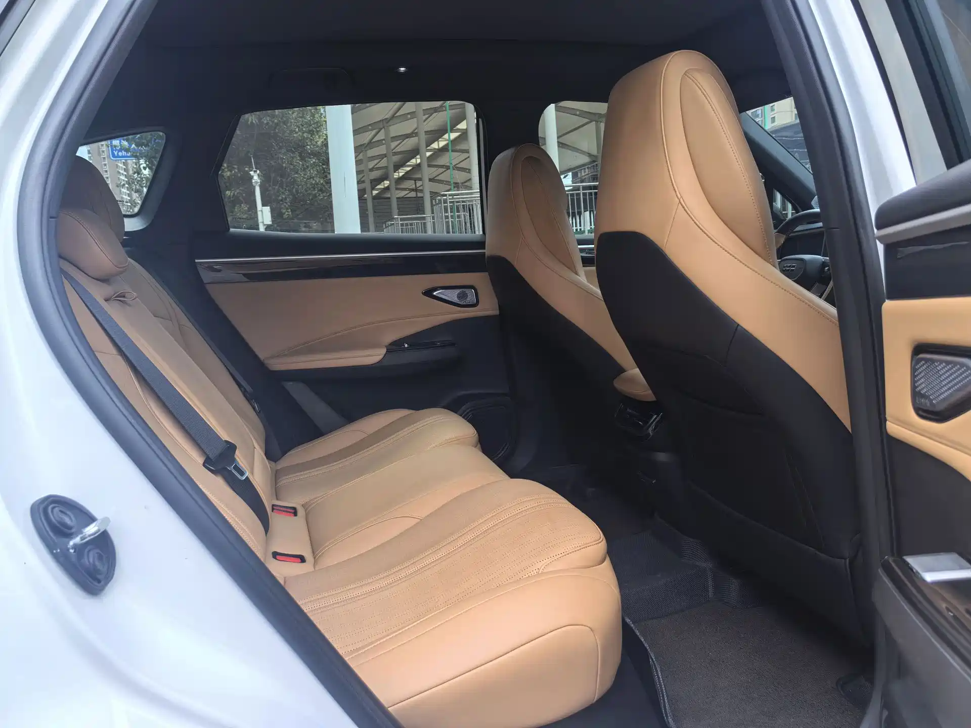 صورة 12 - Geely Galaxy Galaxy L7