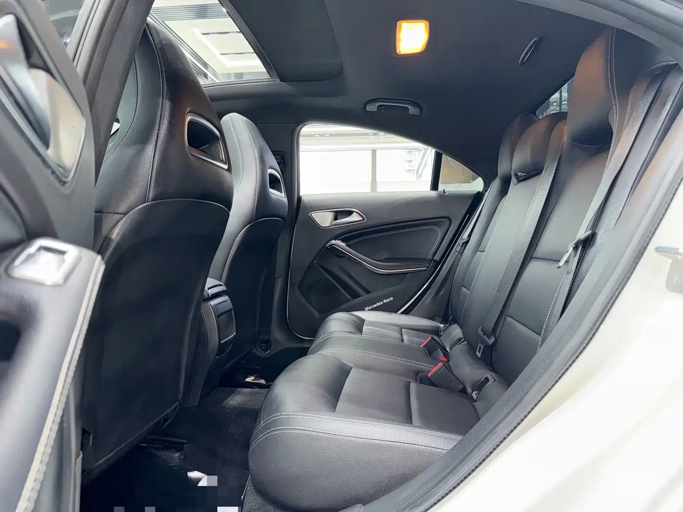 Mercedes-Benz CLA (Import) 2019 CLA 200 Fashion фото 5