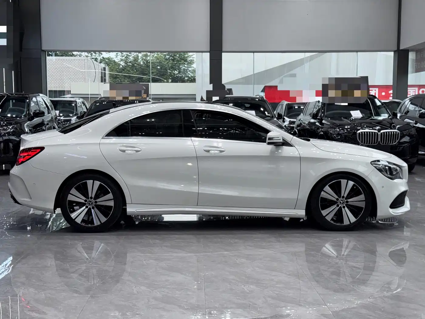 Mercedes-Benz CLA (Import) 2019 CLA 200 Fashion фото 3