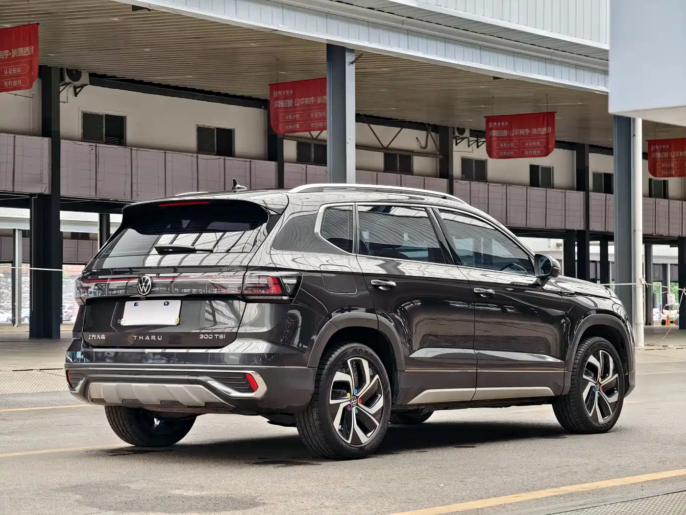 Volkswagen Tharu 2023 300TSI 2WD Full Moon Edition фото 21