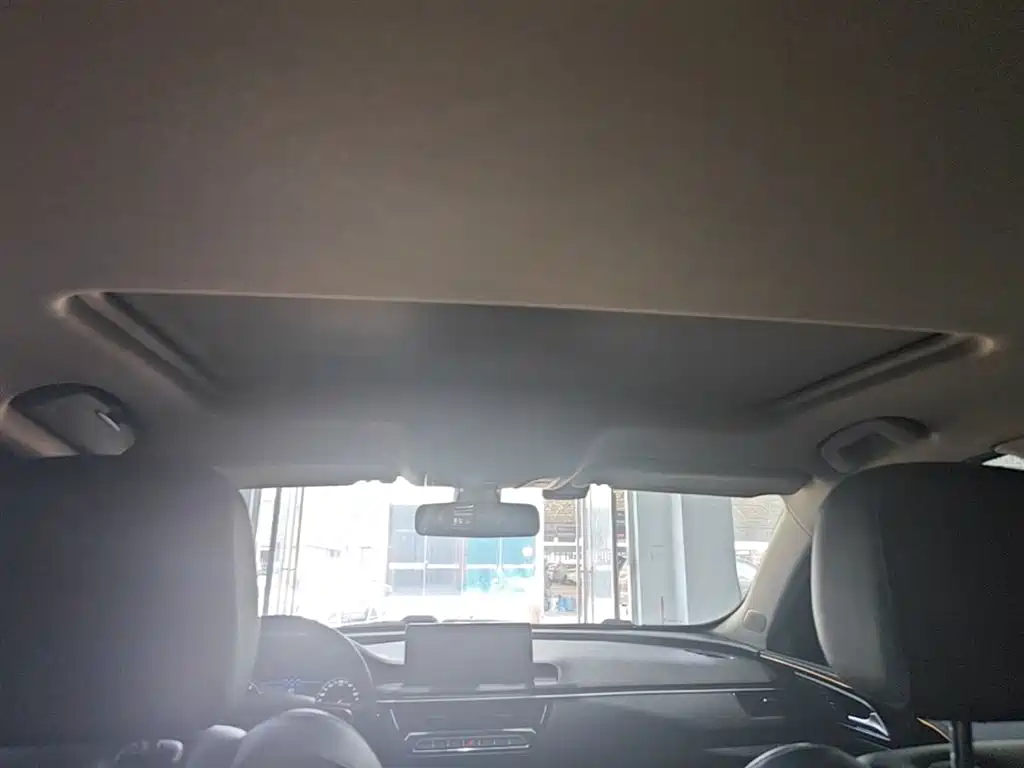 Hongqi H5 2019 30TD Style Edition фото 18