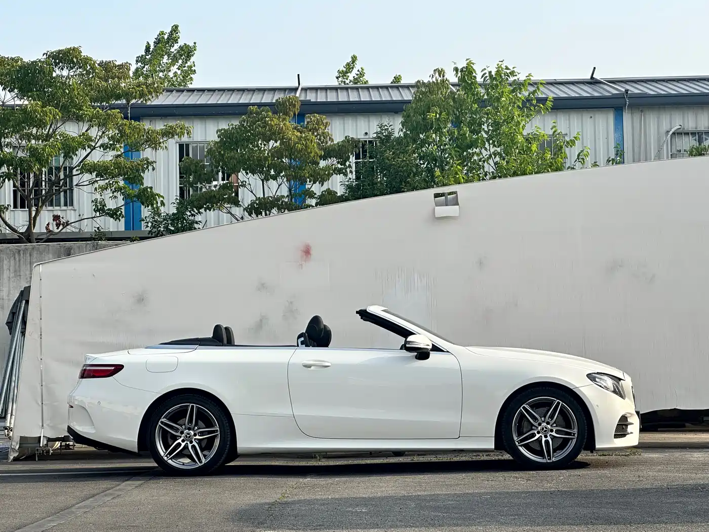 Mercedes-Benz E-Class (Import) 2018 E 200 4MATIC Convertible Coupe фото 11