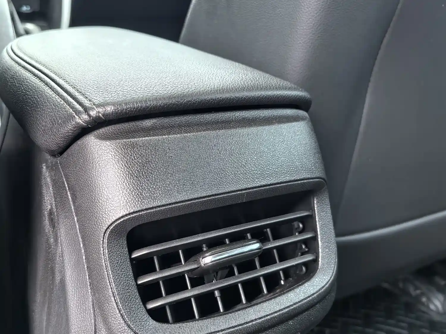 Фото 13 - Buick Excelle