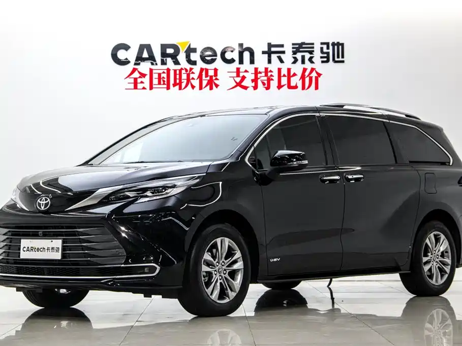 Toyota Sienna 2024 2.5L Hybrid 4WD Premium Edition