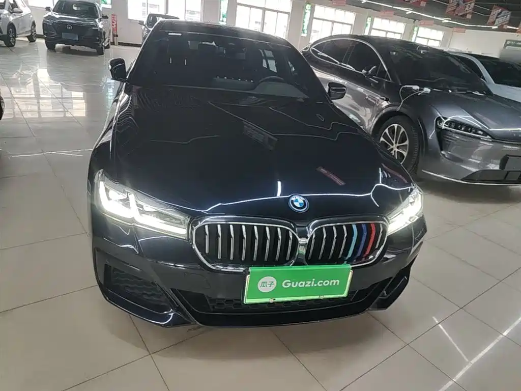 BMW 5 Series New Energy 2022 Facelift 535Le M Sport Package фото 3