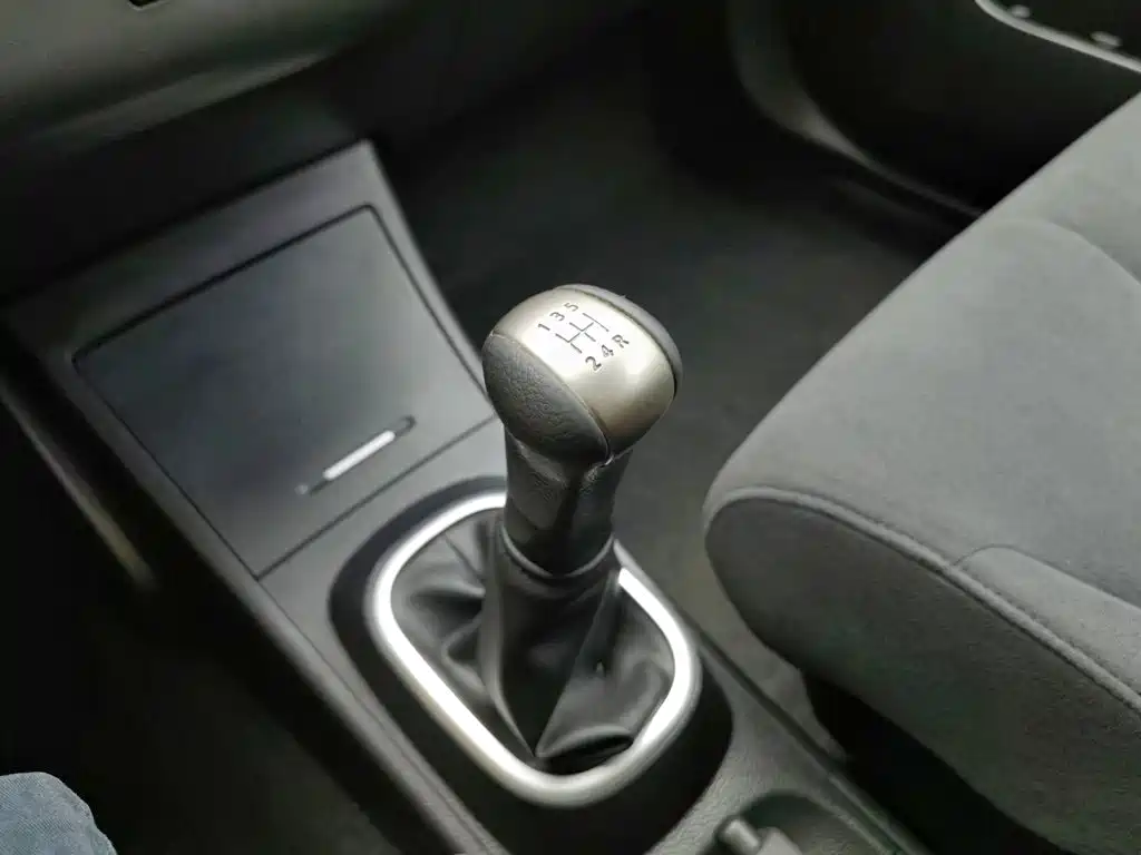 Nissan Tiida 2008 2008 1.6L Manual Fashion