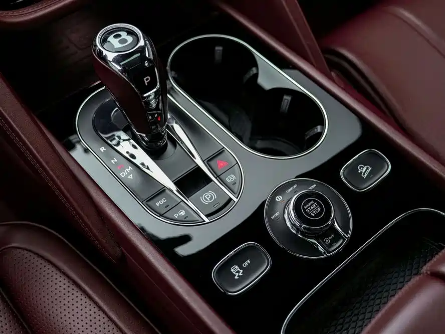 Bentley Bentayga 2021 4.0T V8 фото 18