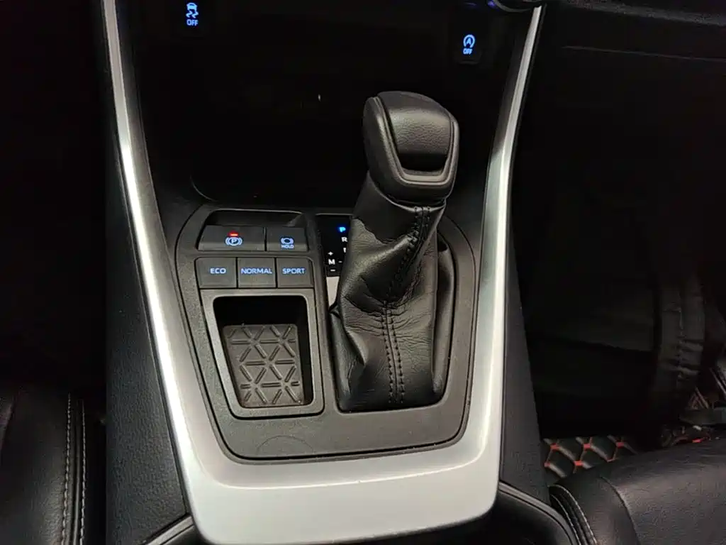 Toyota Wildlander 2021 2020 2.0L CVT 2WD Luxury Edition