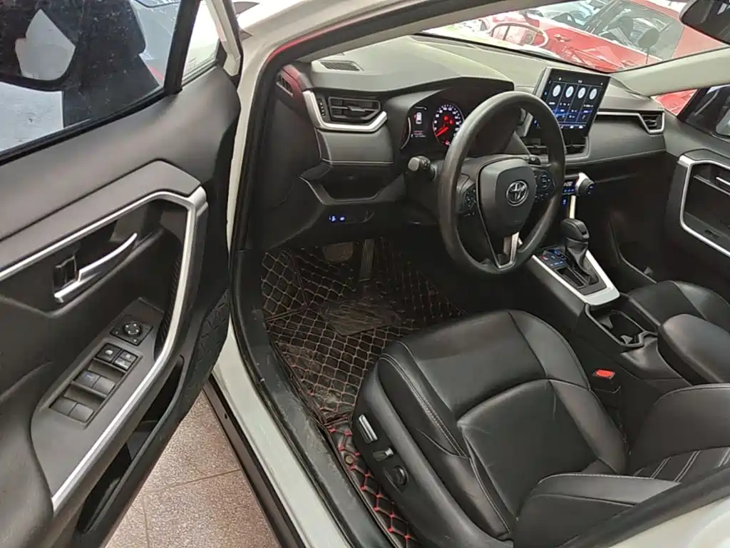 Toyota Wildlander 2021 2020 2.0L CVT 2WD Luxury Edition