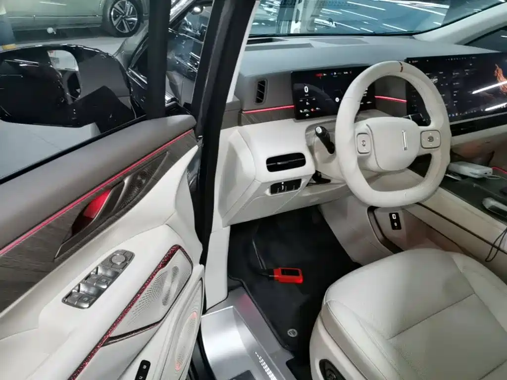WEY Alpine 2026 2025 AWD Alpine 8
