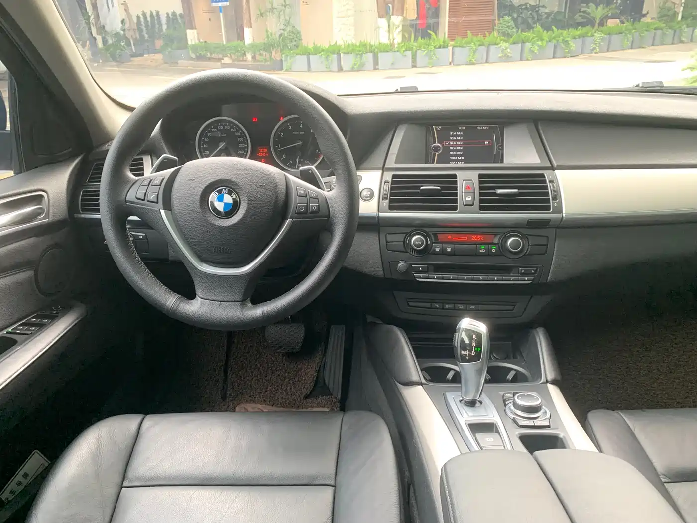 BMW X6 2013 xDrive35i фото 9
