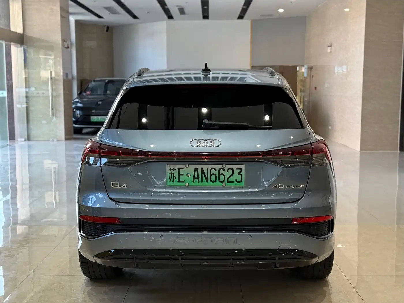 Audi Q4 e-tron 2023 40 e-tron Creation Night Edition фото 16