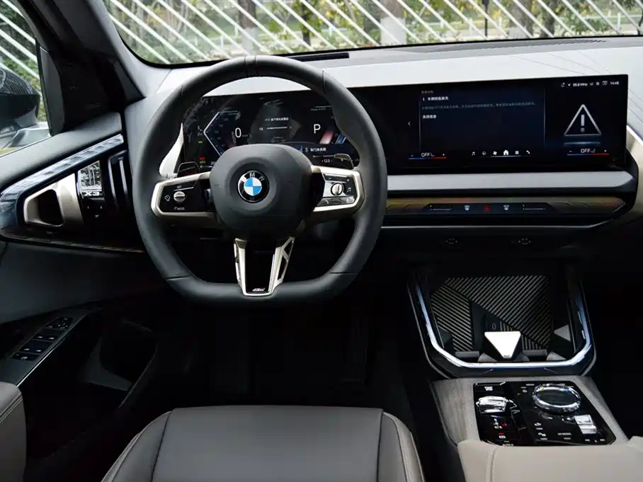 BMW X3 2025 xDrive30L Premium Model M Sport Black Package фото 12