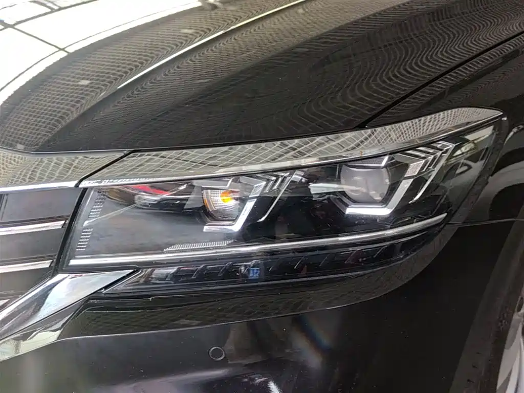 Volkswagen Passat 2019 330TSI Elite (China V) фото 24
