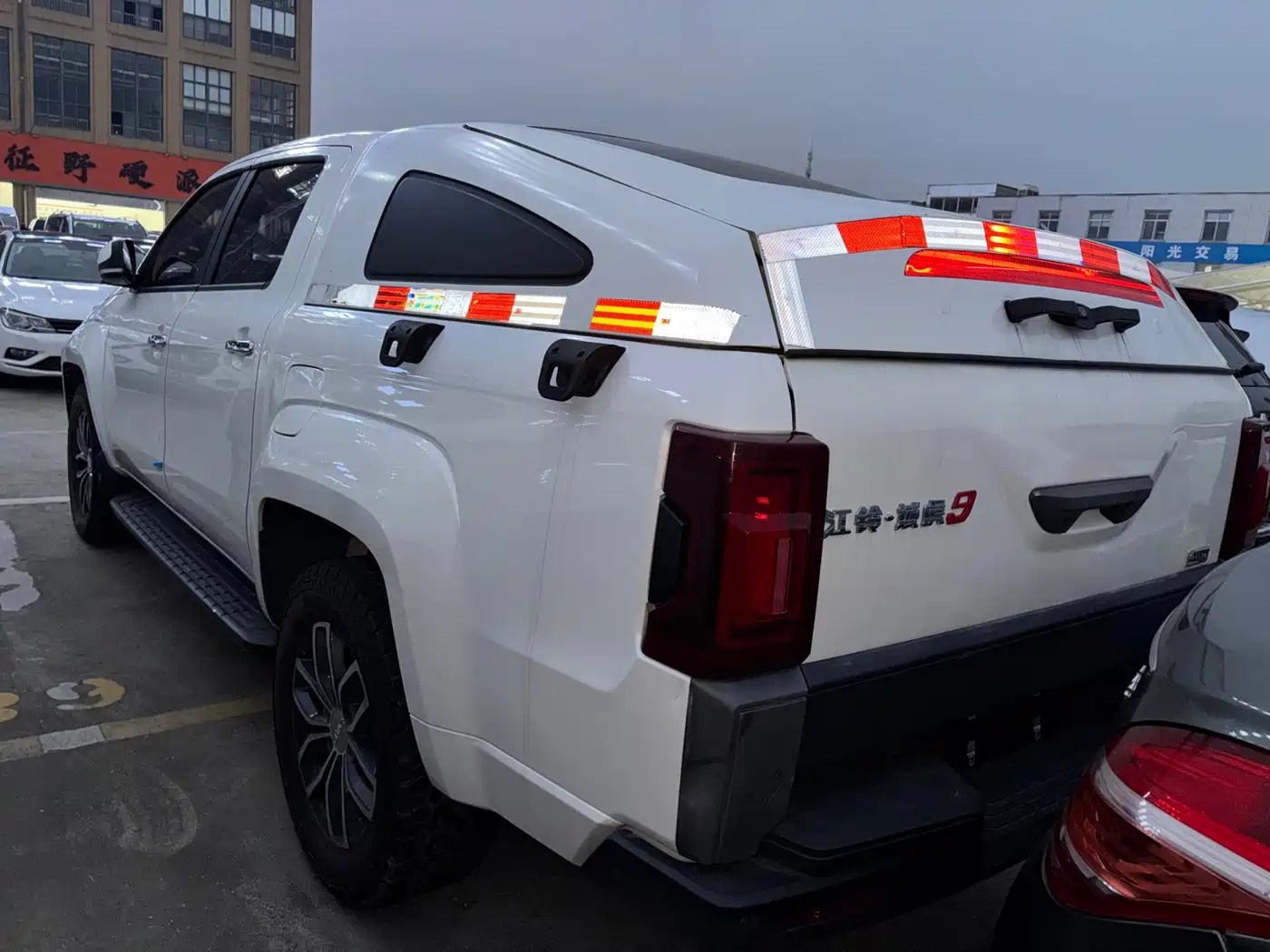 Jiangling Yuhu 9 2020 2019 2.0T Manual Gasoline 4WD Comfort