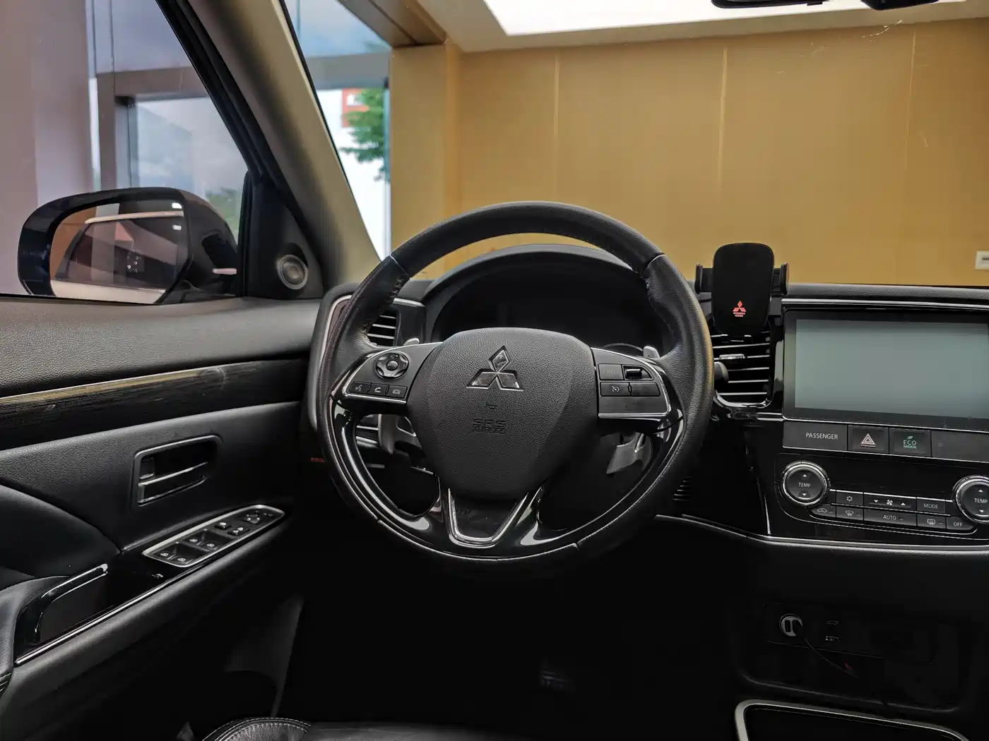 Mitsubishi Outlander 2019 2.4L 4WD Deluxe Edition 5-Seater China VI фото 15