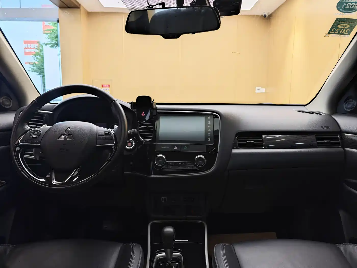 Mitsubishi Outlander 2019 2.4L 4WD Deluxe Edition 5-Seater China VI фото 21