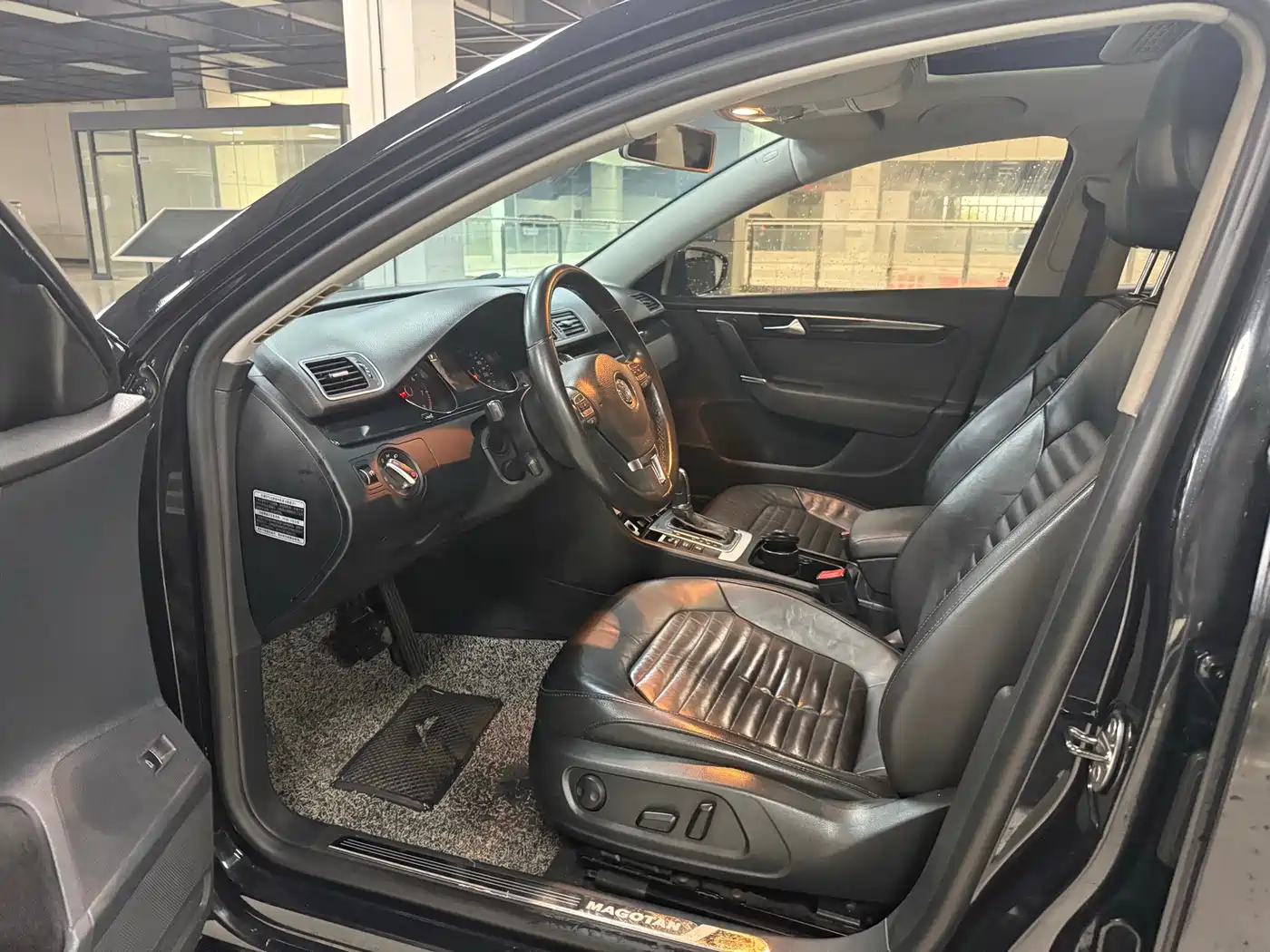 Volkswagen Magotan 2013 1.8TSI Luxury фото 7