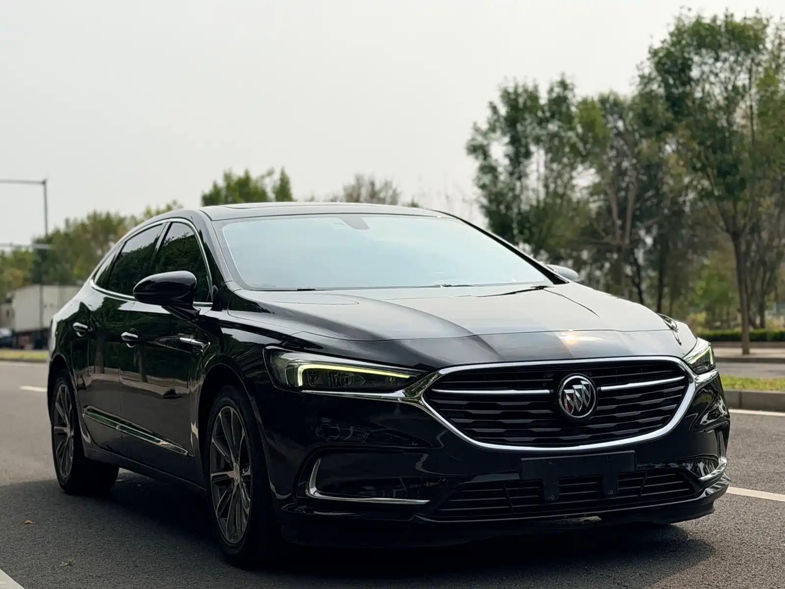 Photo 3 - Buick LaCrosse