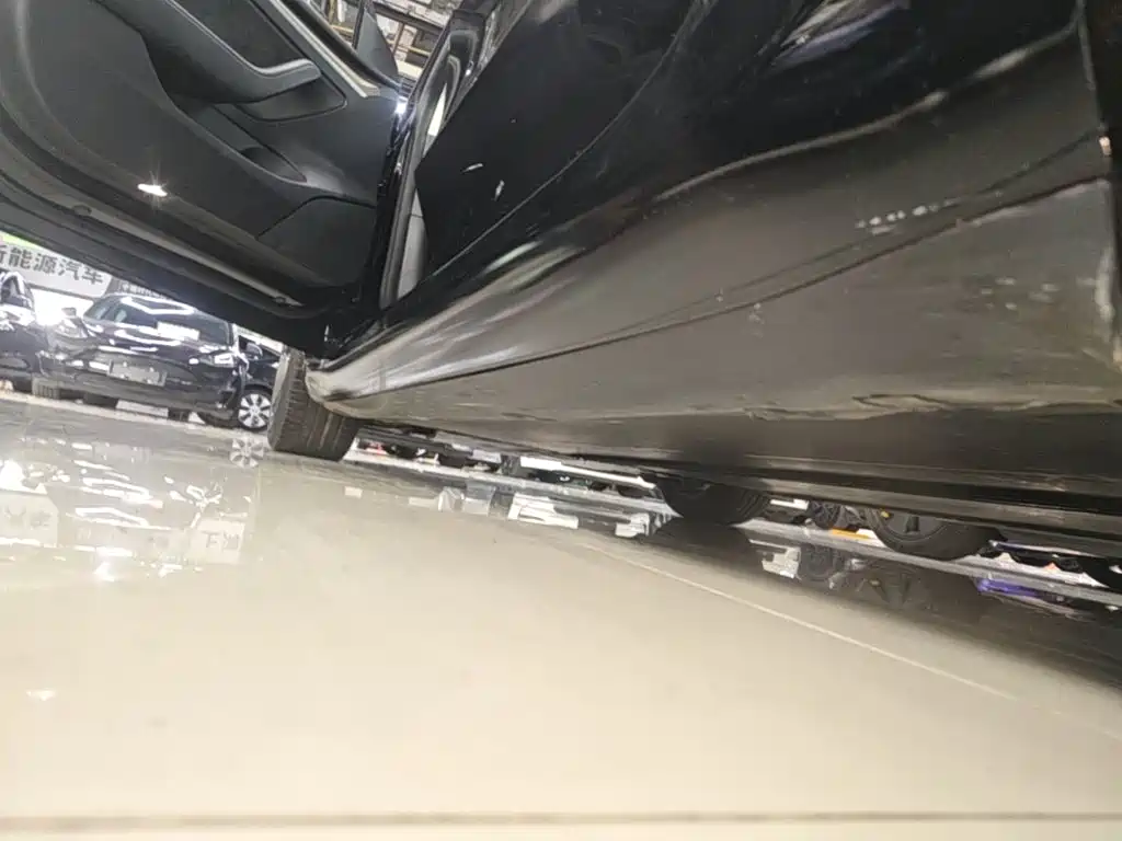 Фото 22 - Tesla Model 3