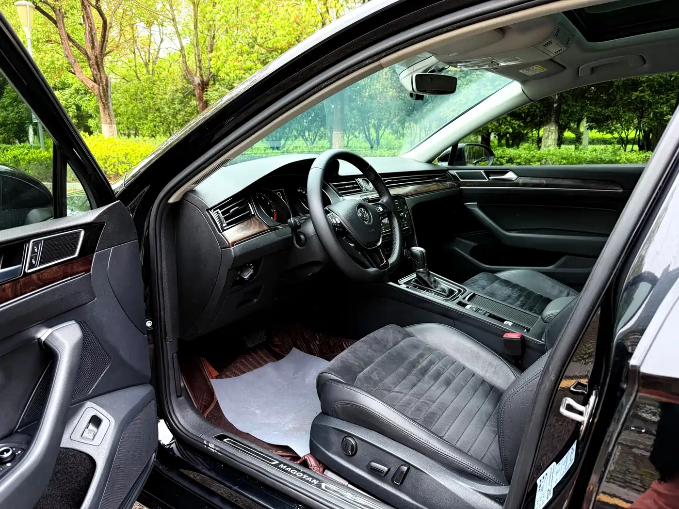 Volkswagen Magotan 2018 330TSI DSG Luxury фото 7