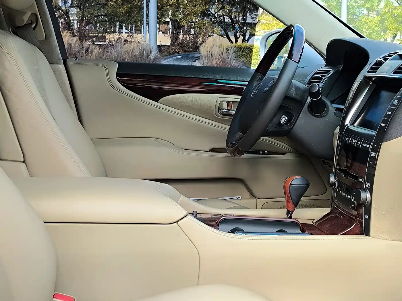 Lexus LS 2006 460L фото 18
