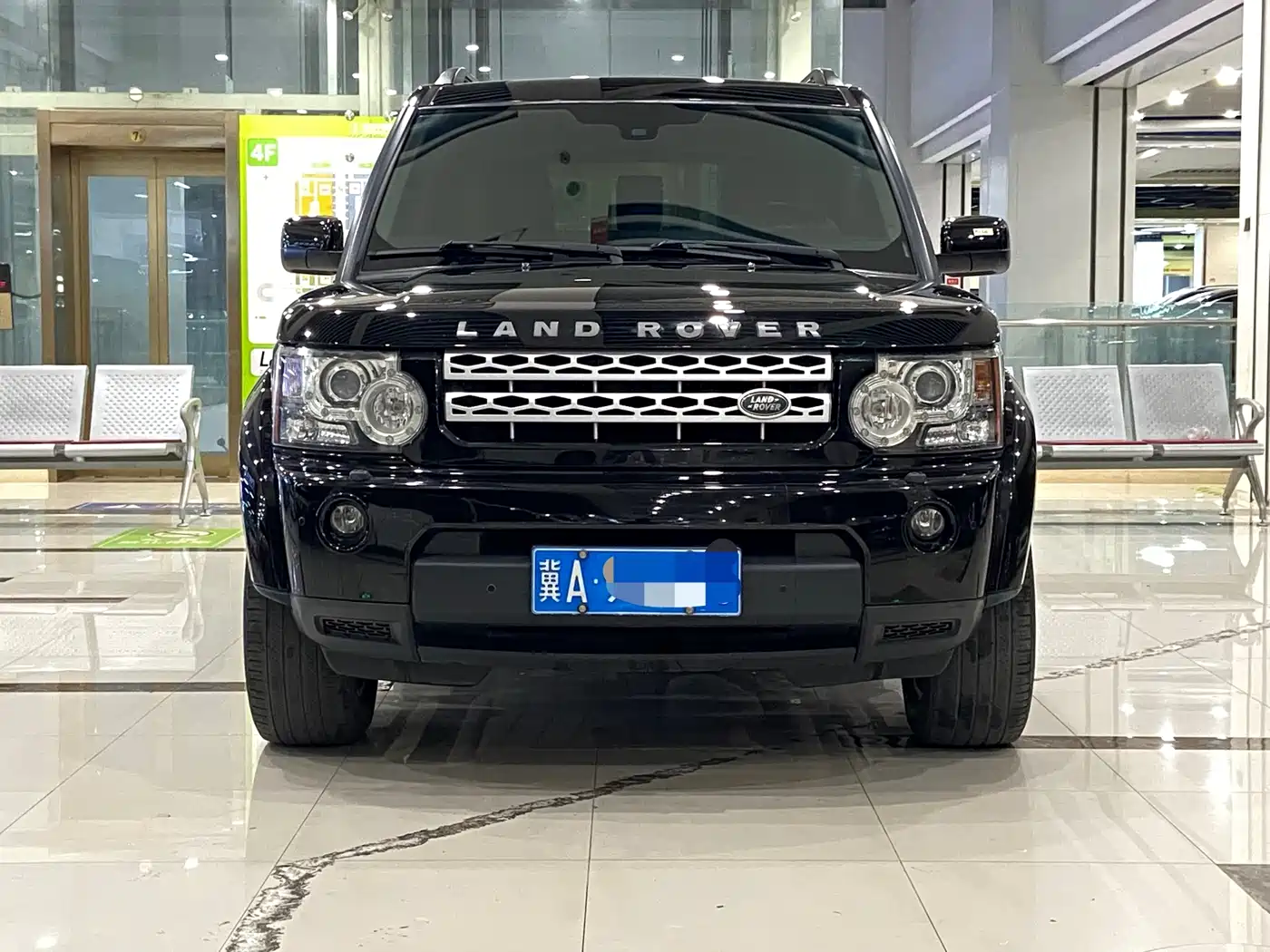 Land Rover Discovery 2013 3.0 SDV6 HSE Diesel фото 2