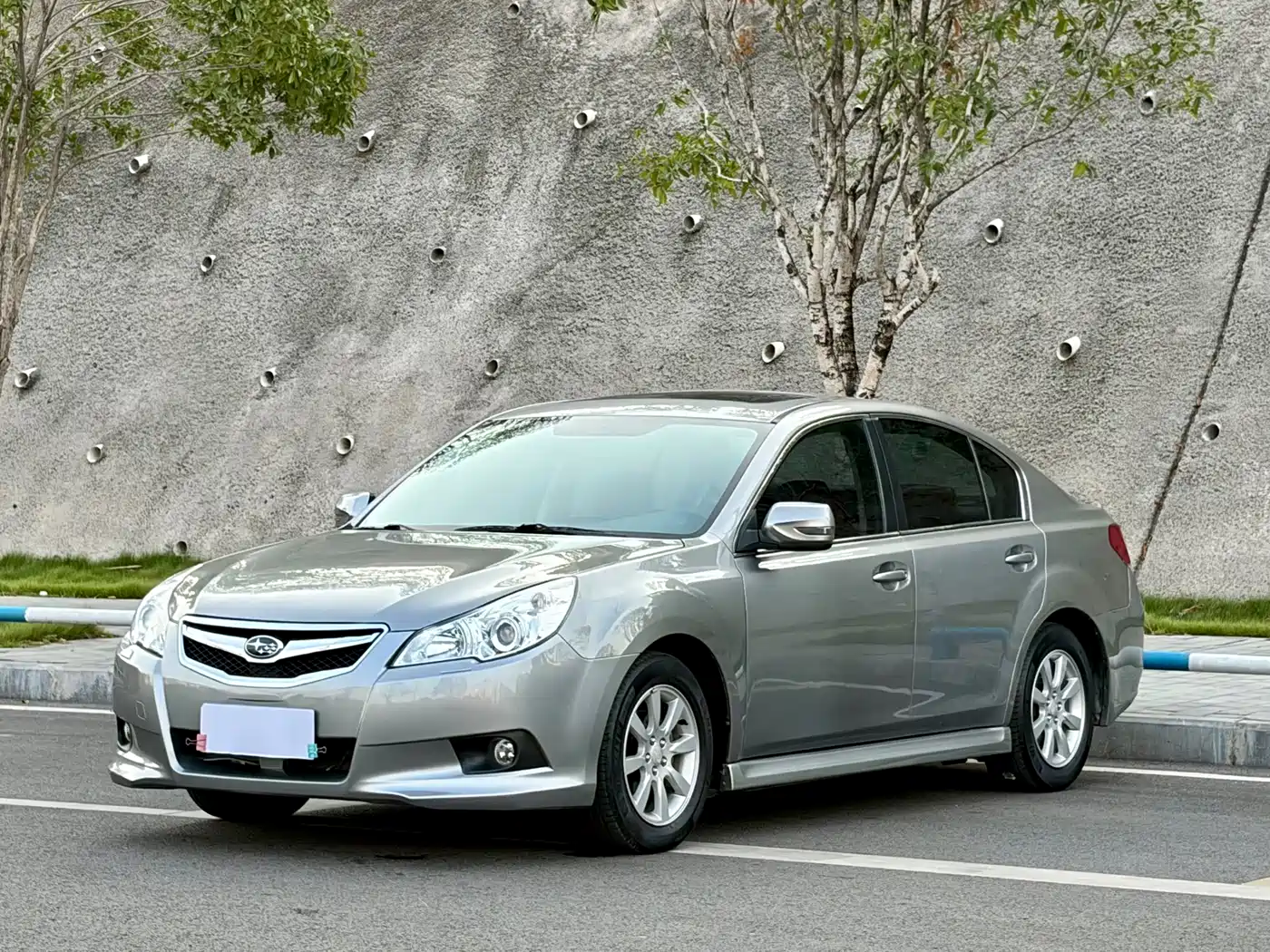 Subaru Legacy 2010 2010 Model 2.0i Luxury