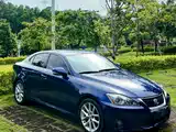 Фото 12 - Lexus IS