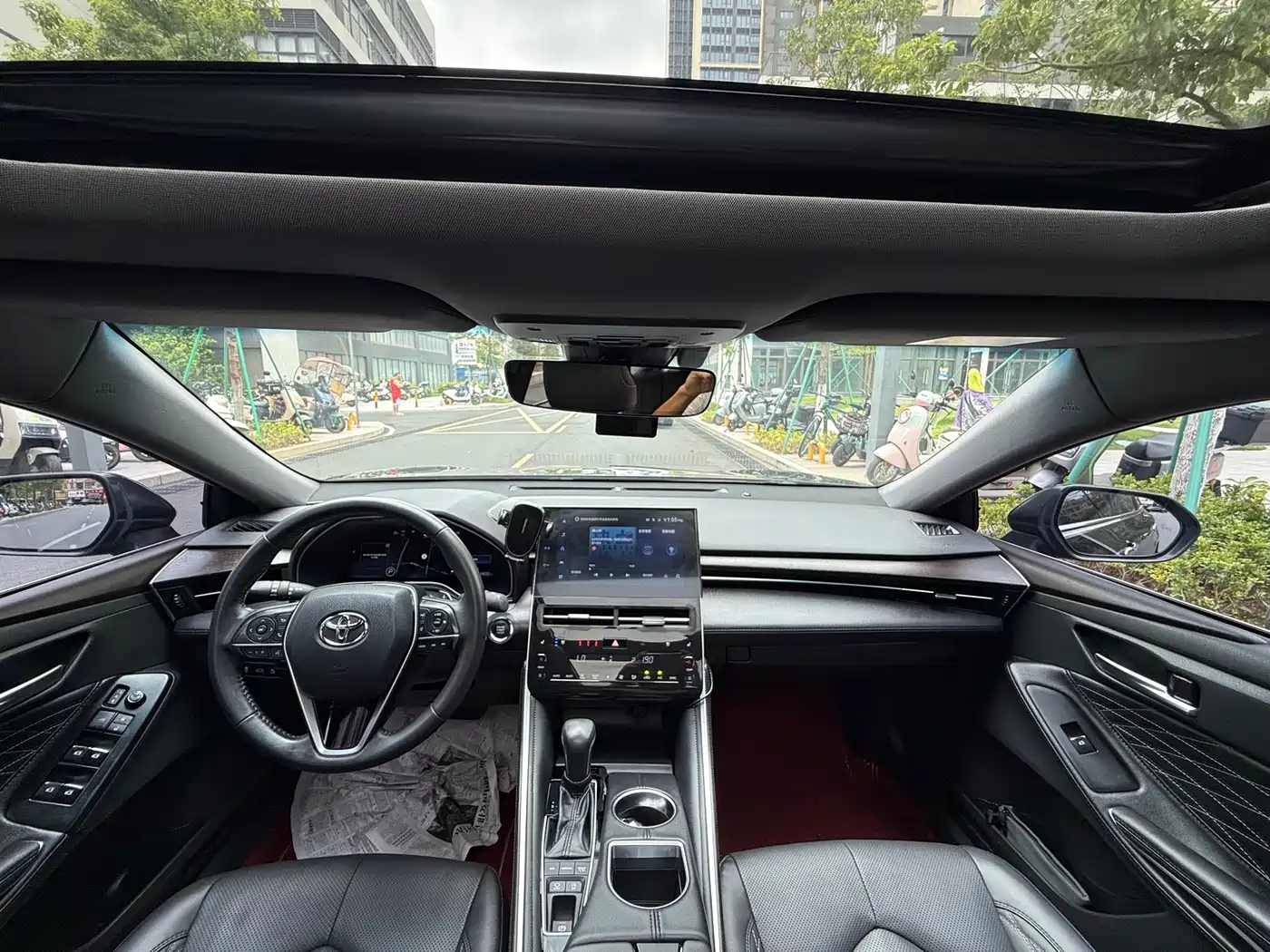 Toyota Avalon 2023 2.5L Touring Premium Edition фото 16