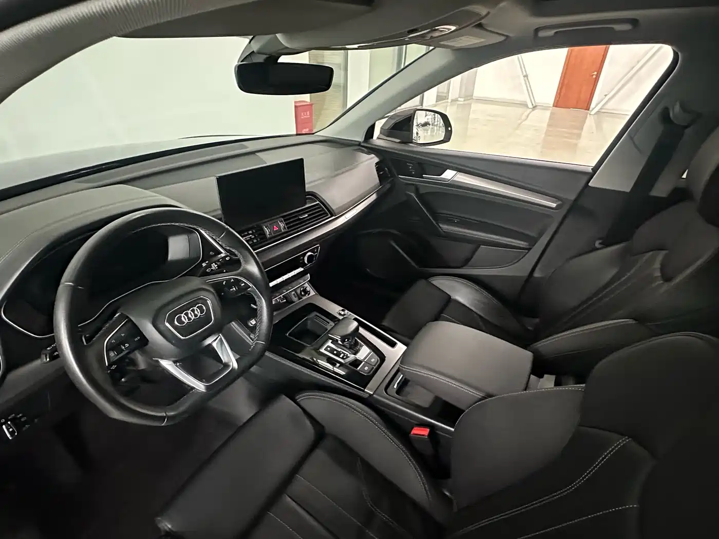 Audi Q5L 2022 40T Luxury Dynamic фото 8