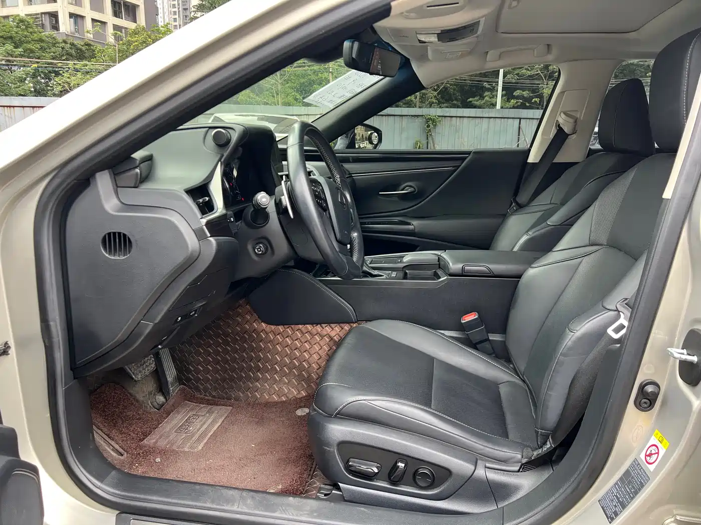 Lexus ES 2020 200 Excellence фото 8
