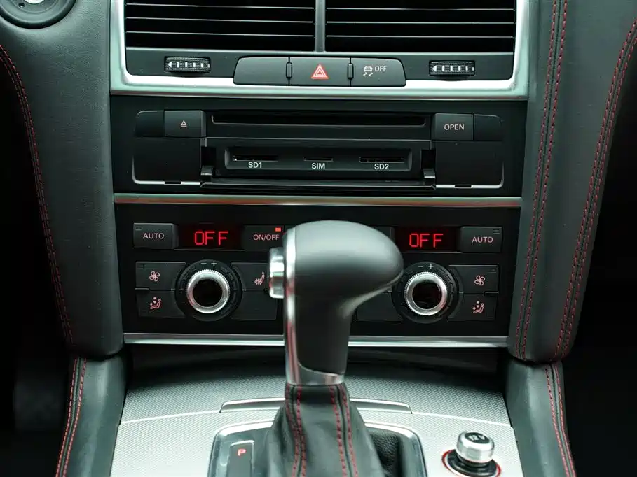 Audi Q7 2012 3.0 TFSI Exclusive (200kW) фото 20