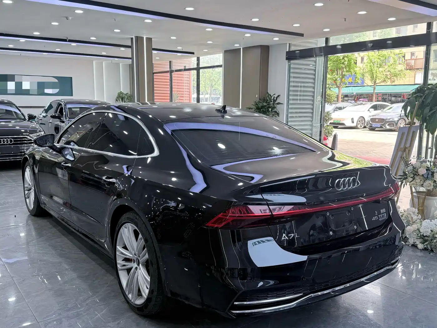 Audi A7L 2024 45 TFSI quattro Premium Luxury фото 9