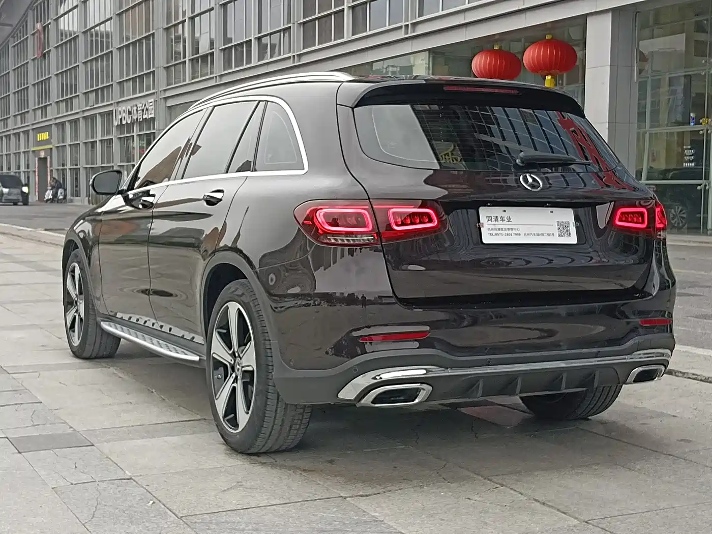MERCEDES-BENZ GLC