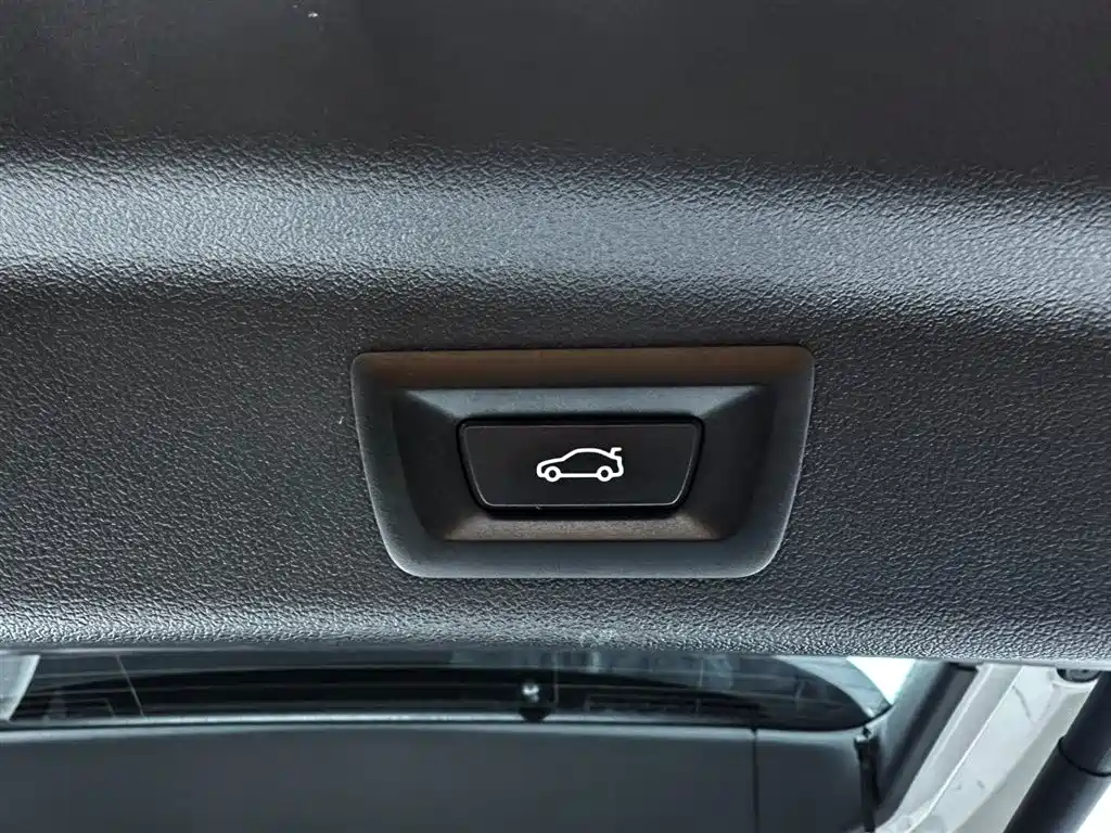 BMW X1 2023 sDrive20Li X Design Package фото 10